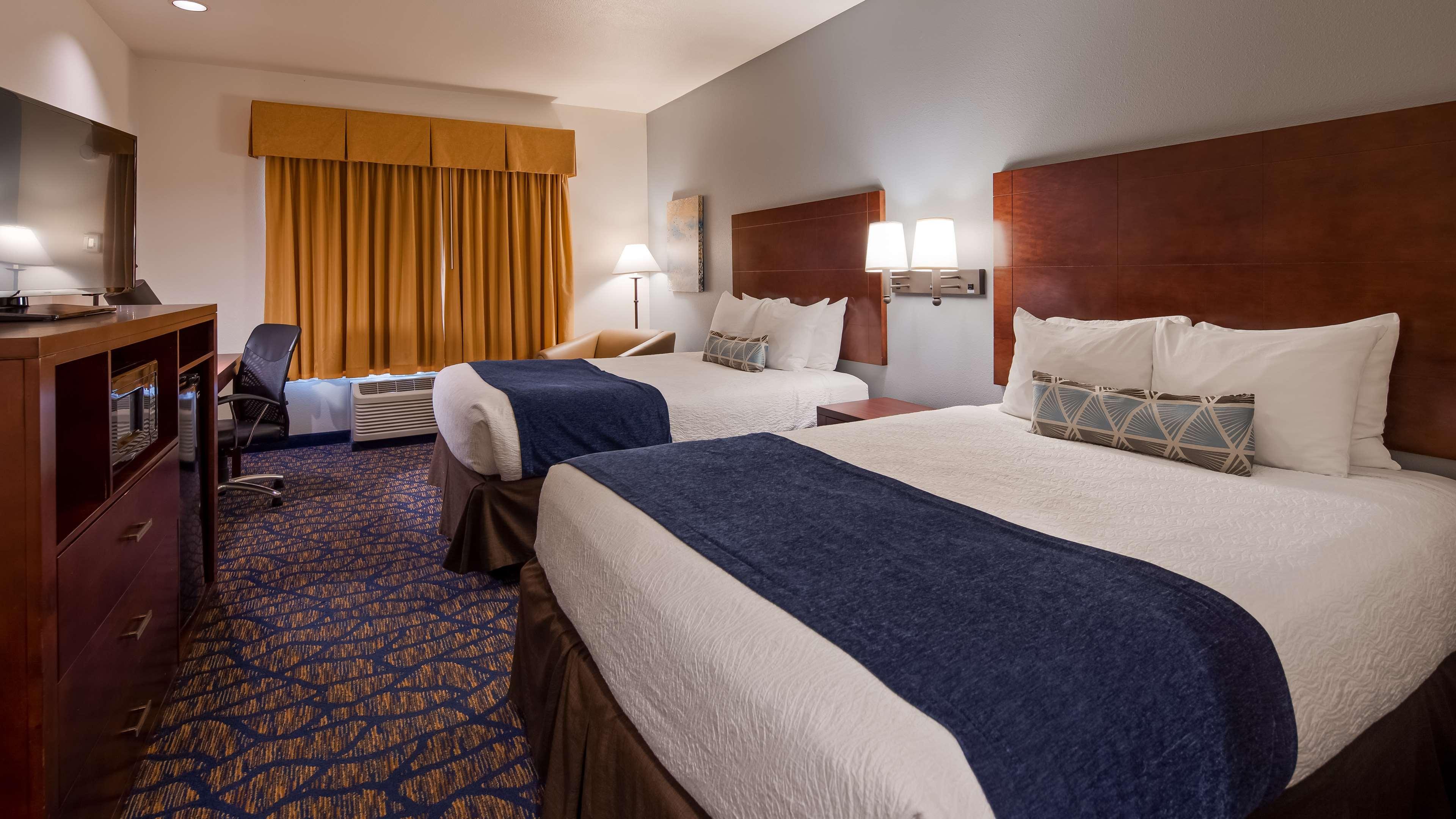 Best Western Plus Villa Del Lago Inn Patterson Eksteriør billede