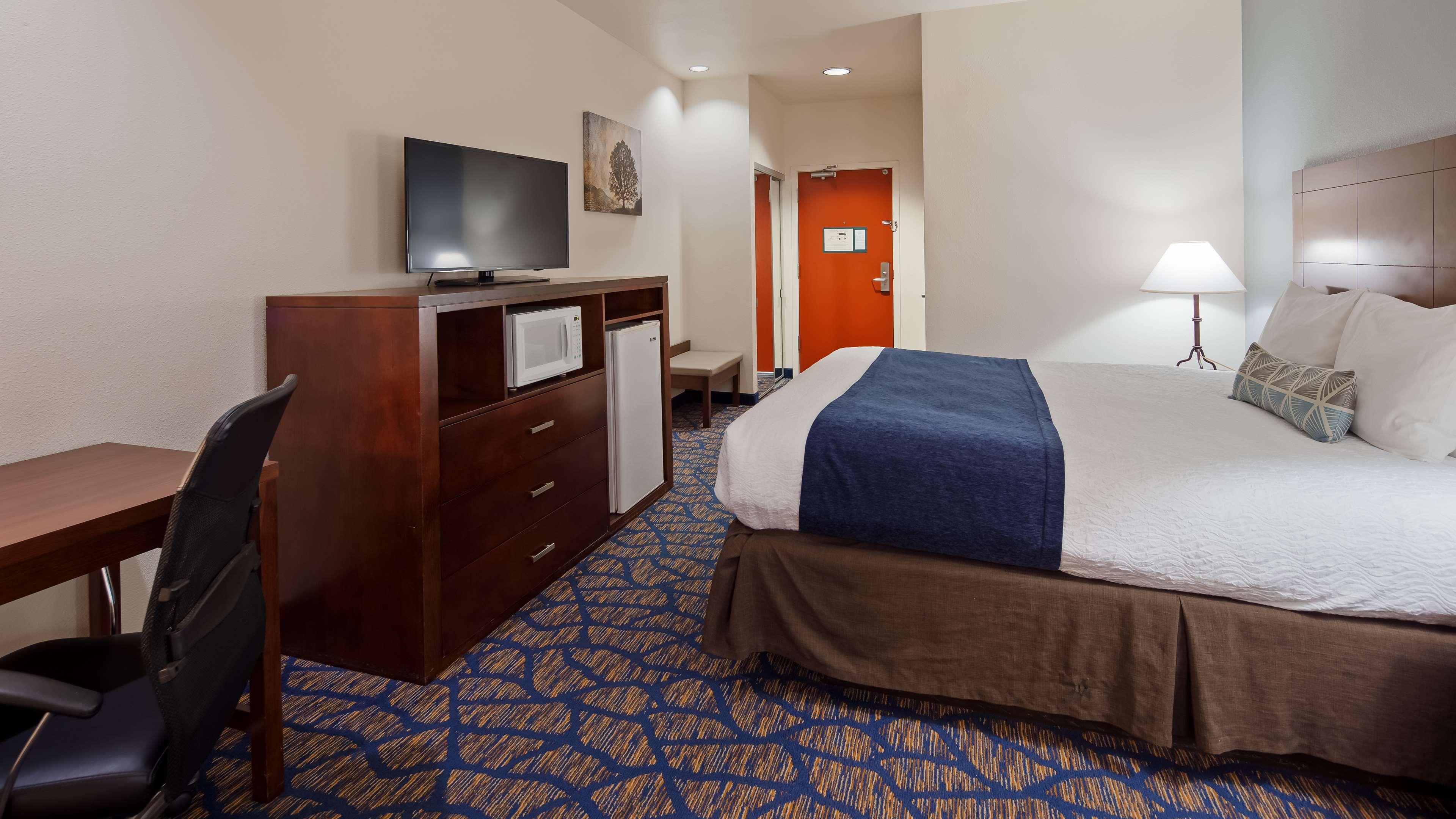 Best Western Plus Villa Del Lago Inn Patterson Eksteriør billede