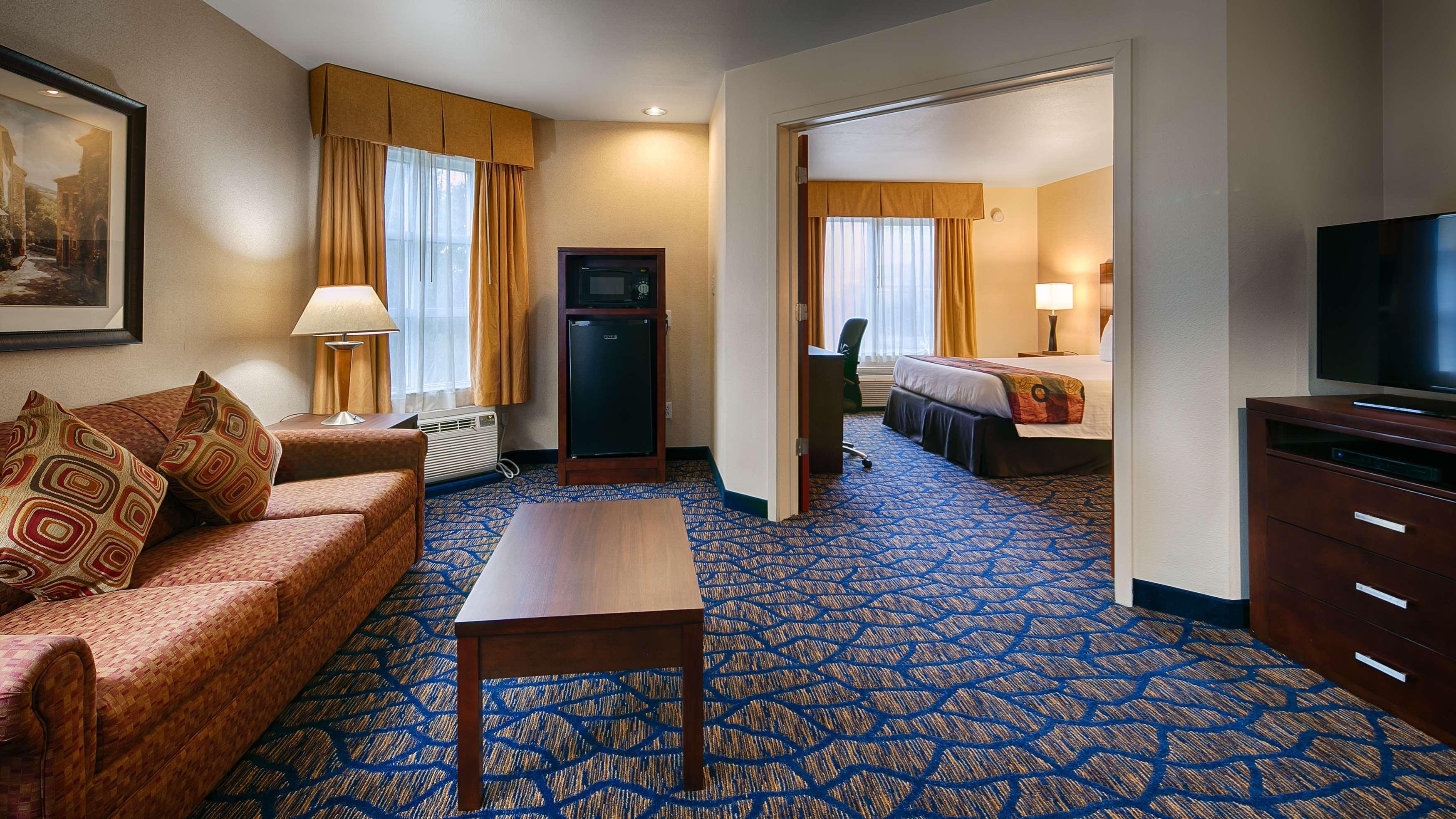 Best Western Plus Villa Del Lago Inn Patterson Eksteriør billede