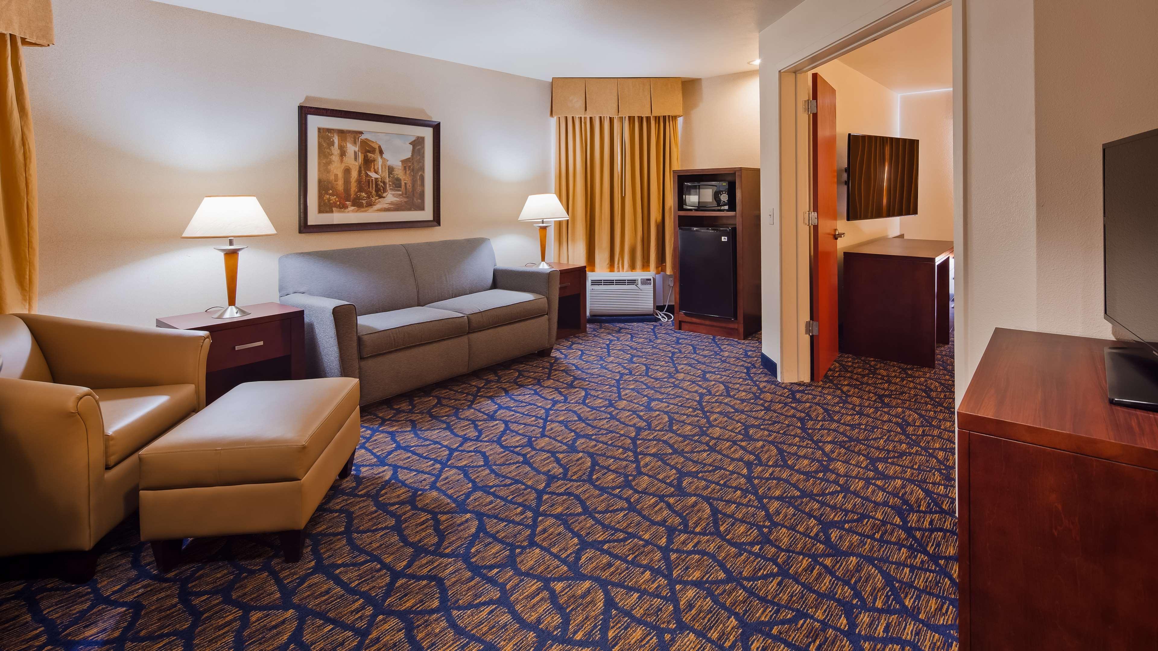 Best Western Plus Villa Del Lago Inn Patterson Eksteriør billede