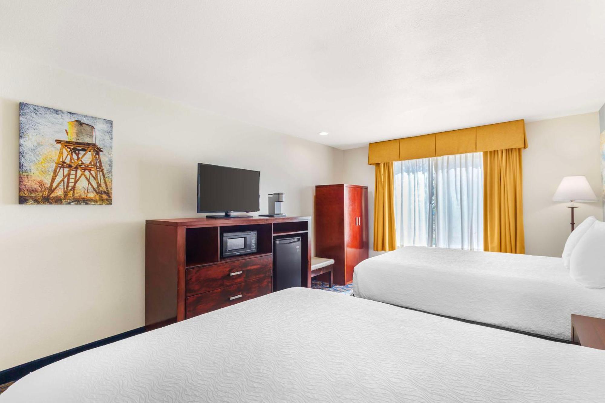 Best Western Plus Villa Del Lago Inn Patterson Eksteriør billede