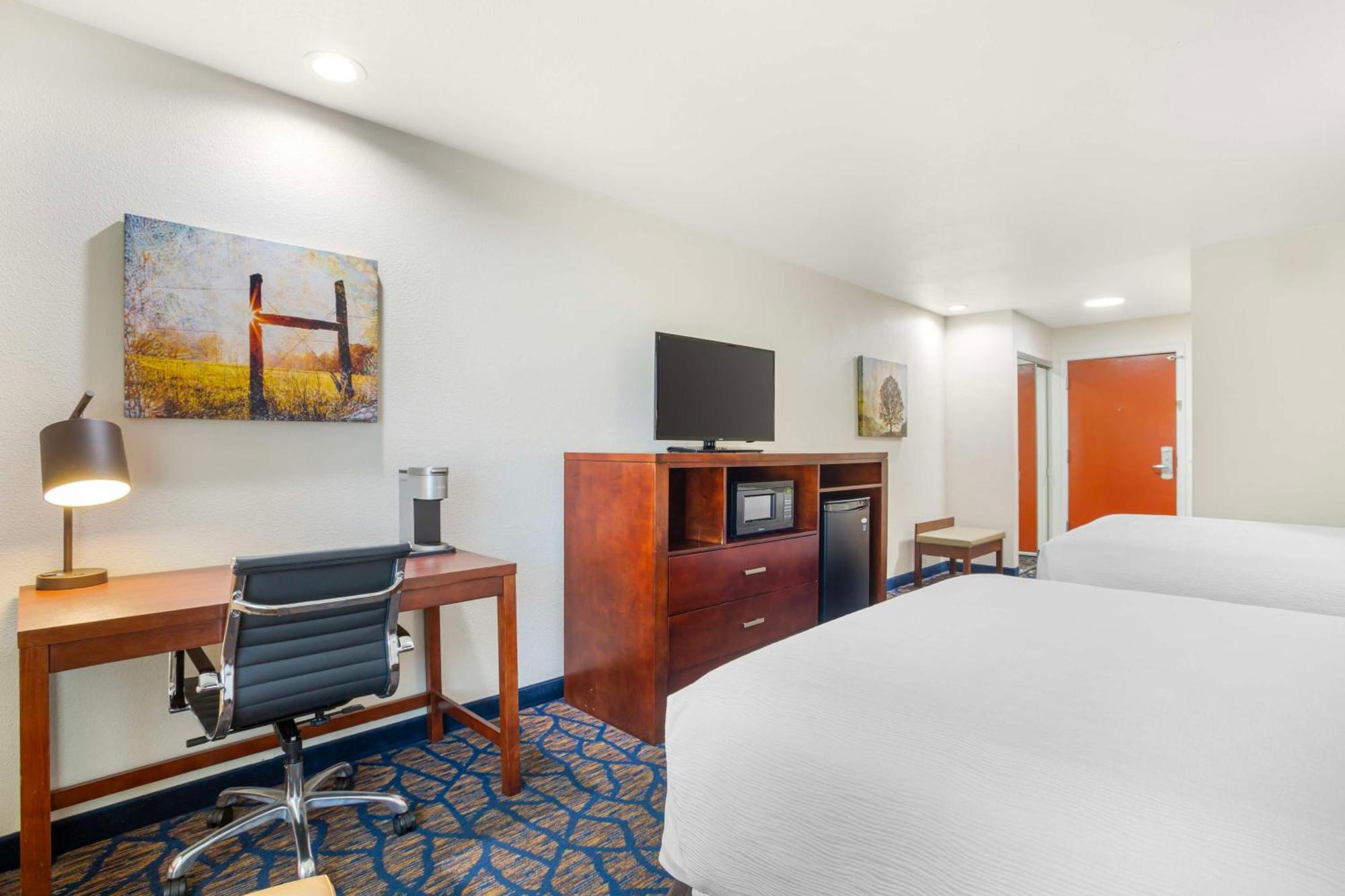 Best Western Plus Villa Del Lago Inn Patterson Eksteriør billede